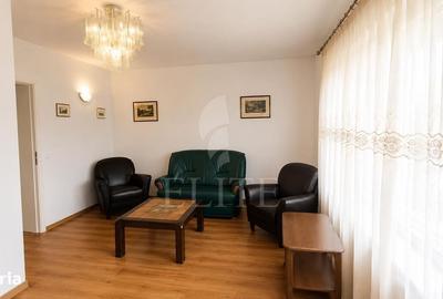 Apartament cu 3 camere decomandat în Europa