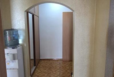 Apartament cu 2 camere decomandat în Malu Roșu - 2