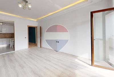 Apartament cu 2 camere decomandat în Tractorul - 8