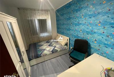 Apartament cu 3 camere decomandat în Rahova