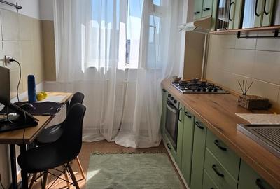 Apartament cu 2 camere decomandat în Dristor