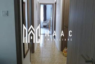 Apartament cu 3 camere decomandat în Vasile Aaron