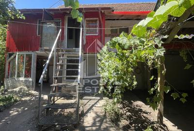 Casă individuală cu 4 camere cu Canalizare în Ronaț - 1
