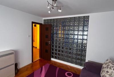 Apartament cu 2 camere decomandat, mobilat în Odobescu
