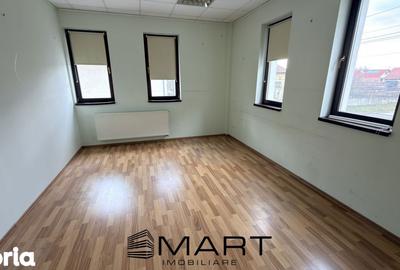 Spațiu comercial, de 120 mp, în Central - 4