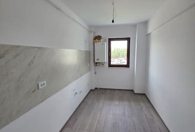 Garsonieră decomandată în Bucium - 2