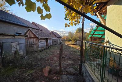 Casă cu 3 camere în Dumbrăvioara - 2