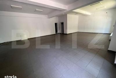 Spațiu comercial, de 150 mp, în Central - 3
