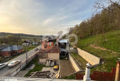 Casă cu 8 camere decomandat cu Teren 540 Mp în Voinești - 7