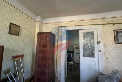 Casă individuală cu 3 camere cu Canalizare în Central - 4