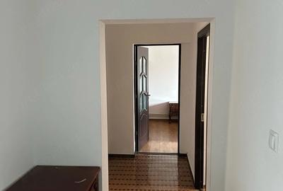 Apartament cu 3 camere decomandat în Sud - 2