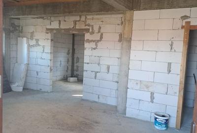 Casă cu 3 camere în Malcoci