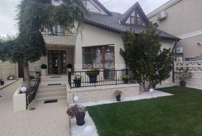 Casă individuală cu 6 camere cu Teren 473 Mp în Ovidiu