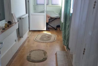 Casă cu 3 camere cu Teren 180 Mp în Rahova