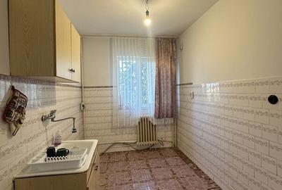 Apartament cu 2 camere decomandat în Vest