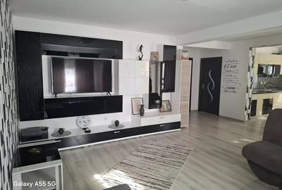 Casă cu 3 camere cu Teren 450 Mp în Letea Veche