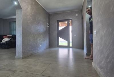 Casă cu 5 camere cu Teren 500 Mp în Frumușeni - 6