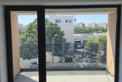 Apartament cu 2 camere semidecomandat în Fundeni