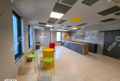 Spațiu comercial, de 663 mp, în Central