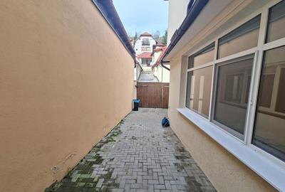 Casă individuală cu 5 camere cu Canalizare în Schei - 5
