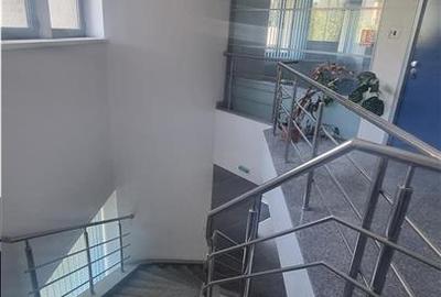 Spațiu comercial, de 330 mp, în Centrul Civic - 16