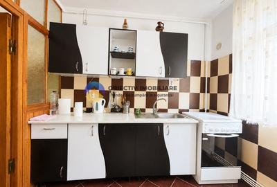 Apartament cu 2 camere decomandat în Central - 4