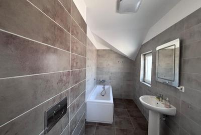 Apartament cu 3 camere în Ștefăneștii de Jos - 9