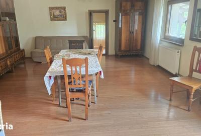 Casă cu 4 camere cu Teren 856 Mp în Central