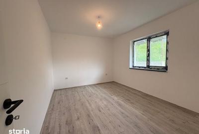Casă cu 3 camere cu Teren 300 Mp în Bârnova - 4