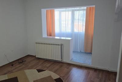 Apartament cu 2 camere decomandat în Sârbi - 2