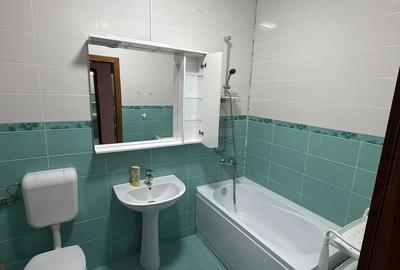 Apartament cu 2 camere decomandat în Ștrand
