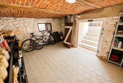 Casă cu 3 camere în Rășinari - 1