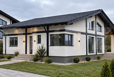 Casă cu 4 camere cu Teren 700 Mp în Livezeni