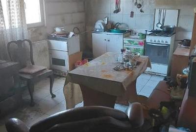 Casă cu Teren 140 Mp în Rahova