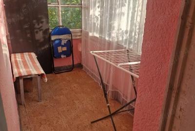 Apartament cu 2 camere decomandat în E3