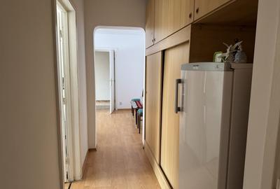 Apartament cu 3 camere semidecomandat, mobilat în Gorjului - 6