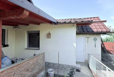 Casă cu 3 camere în Central