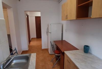 Apartament cu 2 camere semidecomandat în Cornișa