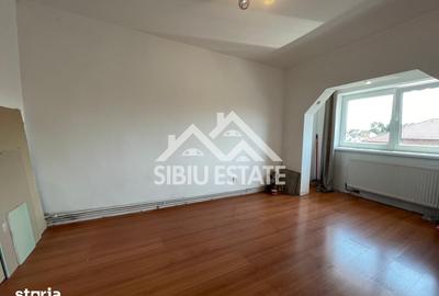 Apartament cu 2 camere decomandat în Ștrand