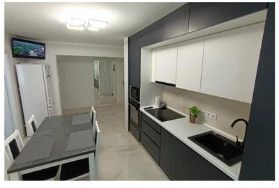 Apartament cu 2 camere decomandat în Central - 3