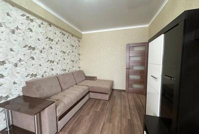 Garsonieră decomandată în Gorjului