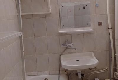 Garsonieră semidecomandată în Central