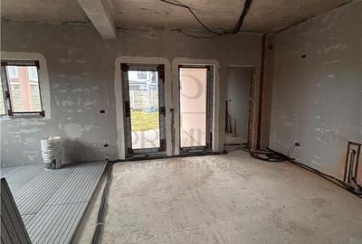 Casă cu 4 camere cu Teren 335 Mp în Central - 11