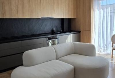 Apartament cu 2 camere semidecomandat, mobilat în Florești - 1