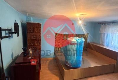 Casă cu 4 camere în Mihail Kogălniceanu