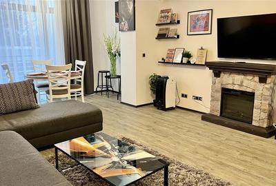 Apartament cu 2 camere decomandat, mobilat în Poiana Brașov
