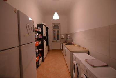 Garsonieră decomandată, mobilată în Central