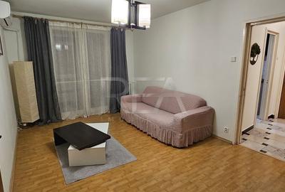 Apartament cu 2 camere semidecomandat, mobilat în Titan