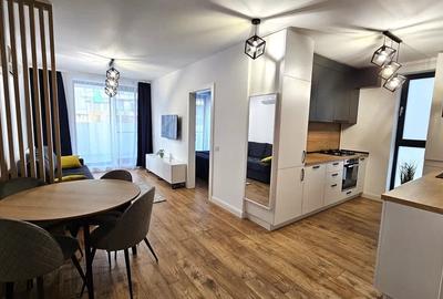 Apartament cu 2 camere semidecomandat, mobilat în Tomis Nord