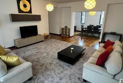 Apartament cu 5 camere decomandat, mobilat în Herăstrău